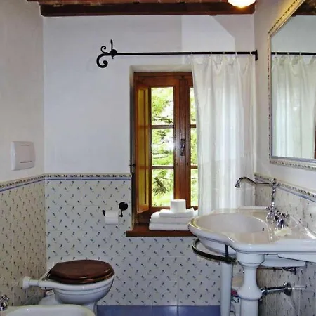 Umbertide, Close To Gubbio And Assisi, With Panoramic Pool
