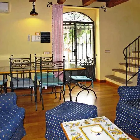 Umbertide, Close To Gubbio And Assisi, With Panoramic Pool Apartamento